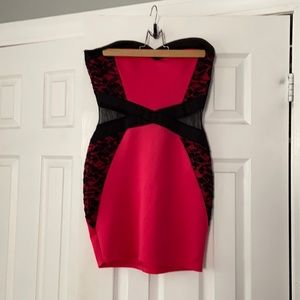 Heart shaped strapless dress coral black lace